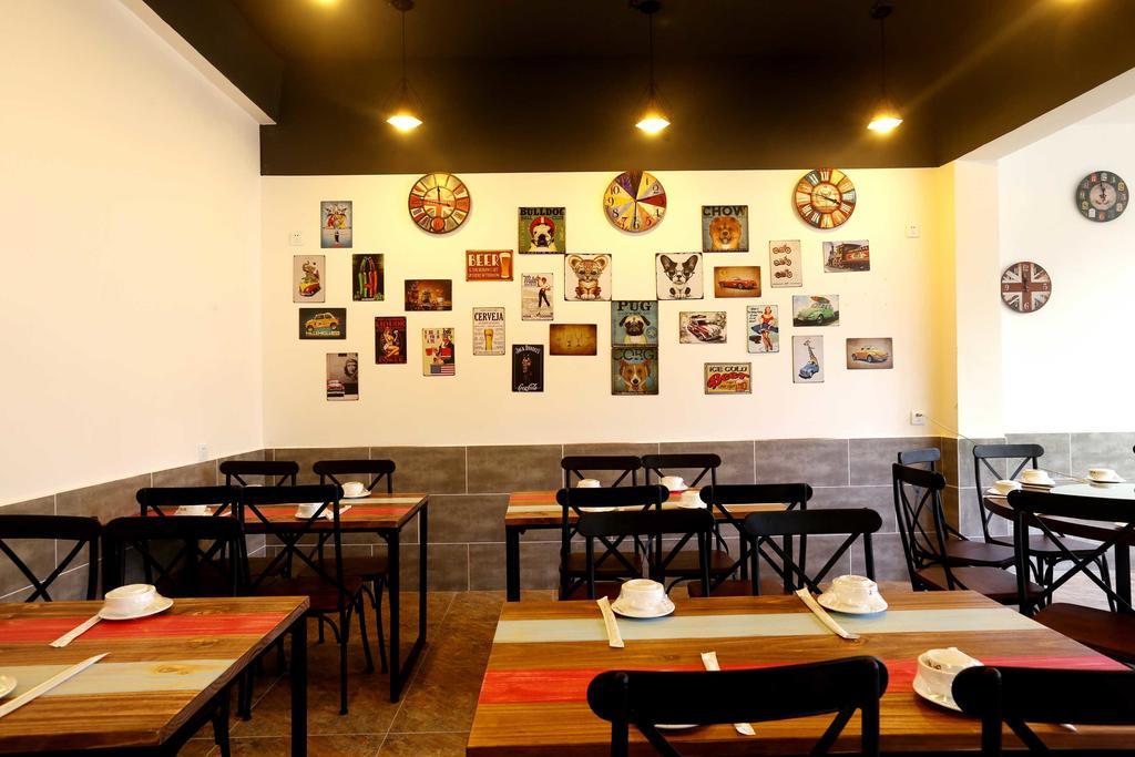 Bugu Hostel Wulingyuan Екстер'єр фото
