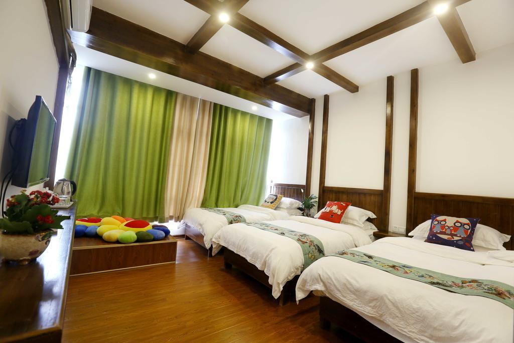 Bugu Hostel Wulingyuan Екстер'єр фото